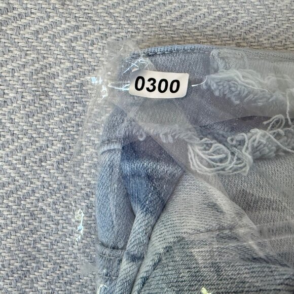 Risen Jeans Womens 1XL Blue Straight Leg Patchwork Light Wash High Rise Stretch - Picture 11 of 13